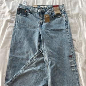 Ordered the wrong size, never worn brand new!